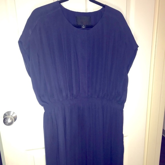 J Crew Pleated Dress 16 in navy - Picture 5 of 14